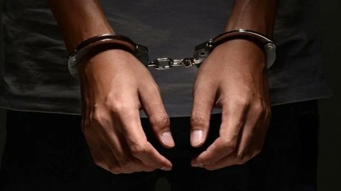 Polisi yataye muri yombi abagabo bashakishwaga kubera ibyaha by'ubujura bakekwaho