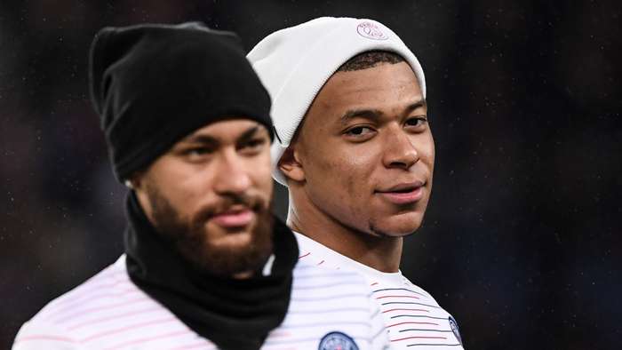 Ronaldo yagiriye inama Real Madrid y'uwo ikwiriye kugura hagati ya Neymar Jr na Mbappe