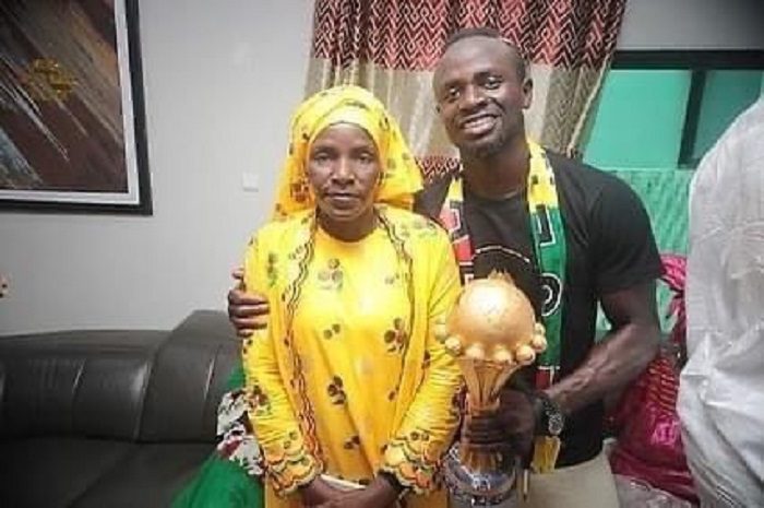 Sadio Mane yahishuye akaga gakomeye nyina umubyara yahuye nako muri AFCON iheruka