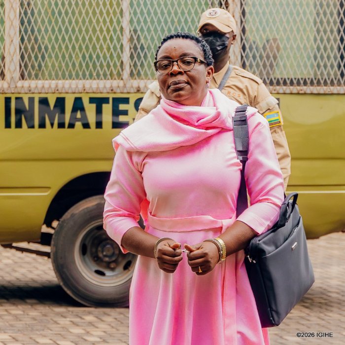 Impaka mu rubanza rwa Ingabire Victoire usaba ko ingingo y'itegeko yatumye afungwa ikurwaho