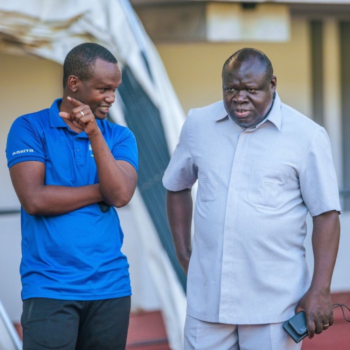 Amb. Bazivamo yateye Amavubi akanyabugabo