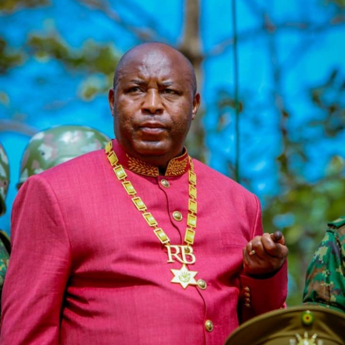 Perezida Ndayishimiye yasabye ibihugu bikomeye kwirukana abanyabwenge b'Abarundi babikorera bakaza guteza imbere iwabo