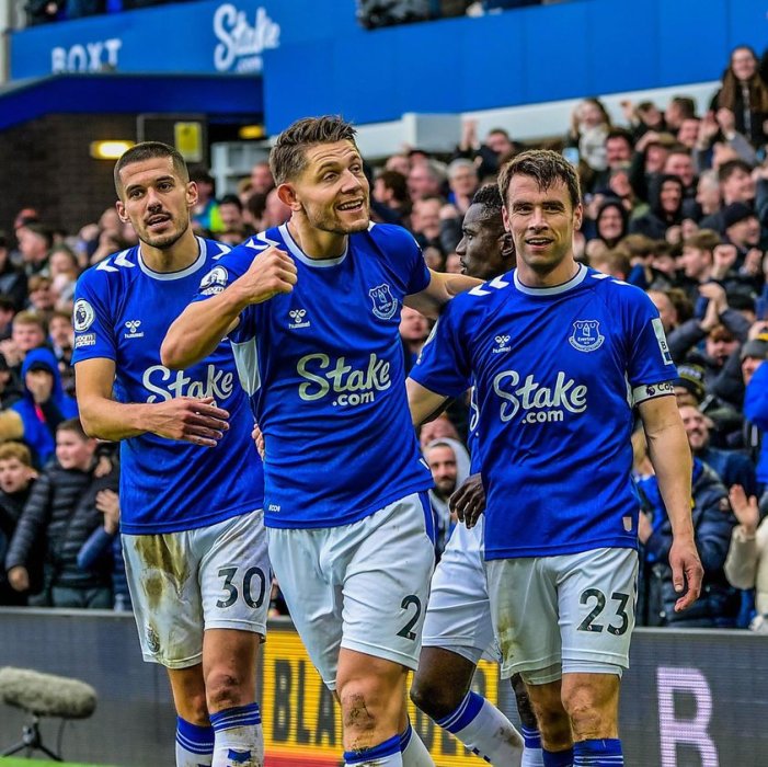Everton yahanishijwe gukurwaho amanota 10 muri Premier League 