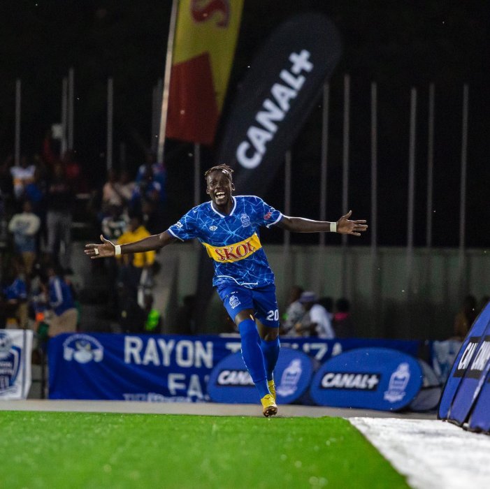 Rutahizamu Esenu yahaye ubutumwa abamutuka kubera guhusha ibitego cyane