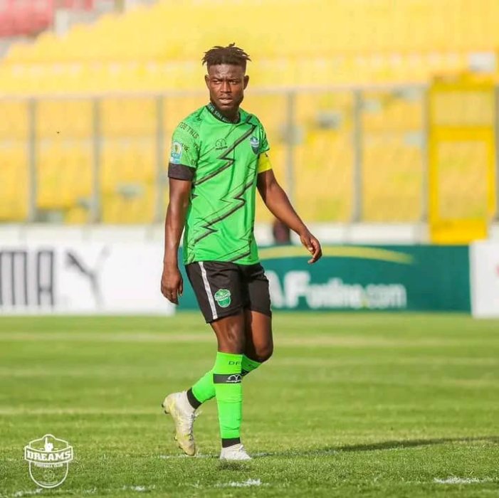 Mukura VS yaguze kapiteni wa Dream FC yageze muri 1/2 cy'imikino ya CAF