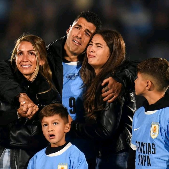 Mu marira menshi Luis Suárez yasezeye bagenzibe mu ikipe y'Igihugu