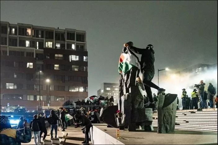 Israel: Abasirikari babujijwe kujya mu Buholandi