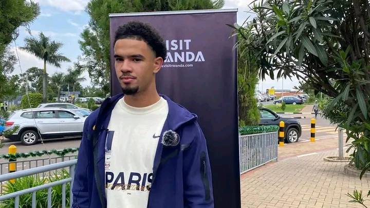 Zaïre-Emery wa PSG yageze mu Rwanda ahishura ikimuteye amatsiko