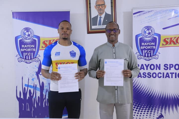Rwatubyaye Abdul yasubiye muri Rayon Sports yakoreyemo amateka