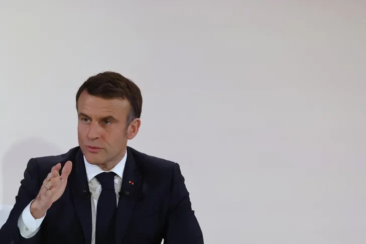 Perezida Macron yiyemeje gushishikariza abafaransa kubyara cyane