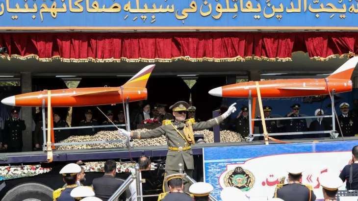 Iran iri gushaka abasirikare miliyoni bahangana n'Amerika