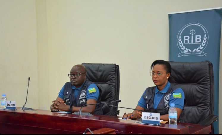 Umukuru w'Igihugu yongereye abayobozi ba RIB indi manda y'imyaka 5