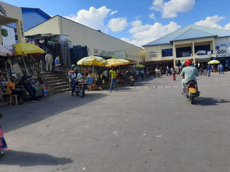 Nyanza: Umugabo yituye hasi ari muri gare ahita ahasiga ubuzima