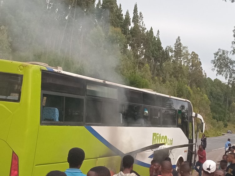 Muhanga:Imodoka ya RITCO yahiye irakongoka