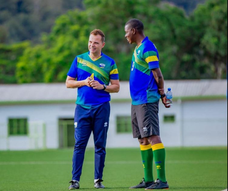 Jimmy Mulisa agiye guhabwa amasezerano nk'umukozi uhoraho mu Amavubi
