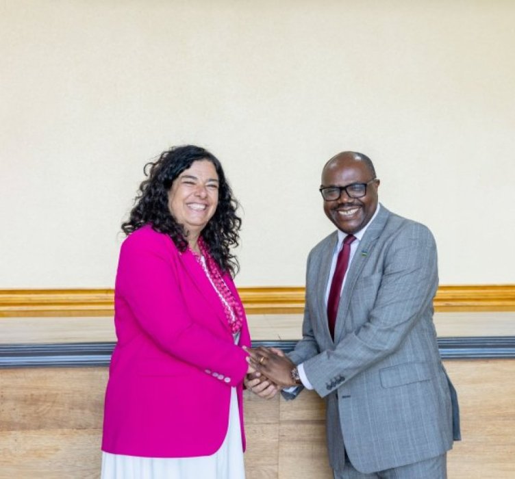 Minisitiri w'Intebe Dr. Nsengiyumva yagiranye ibiganiro na Ambasaderi wa EU mu Rwanda