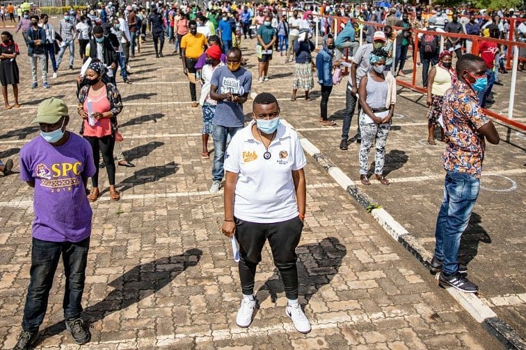 Kigali: Kwikingiza Covid-19 ku bafite imyaka igeze kuri 18 byatangiye ku bwitabire bwo hejuru