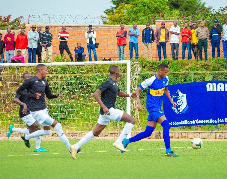 FERWAFA yimye ishingiro ikirego cya Intare FC itangaza igihe izakinira na Rayon Sports