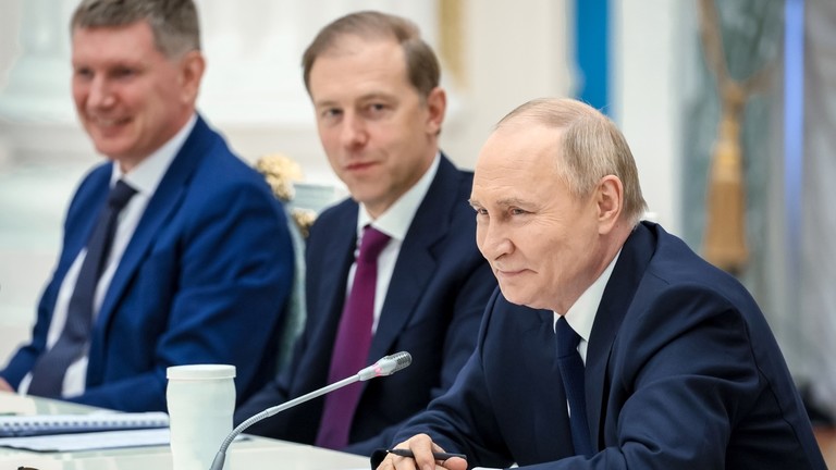 Putin yishimiye uburyo ubukungu bw'u Burusiya bukomeje kwihagararaho
