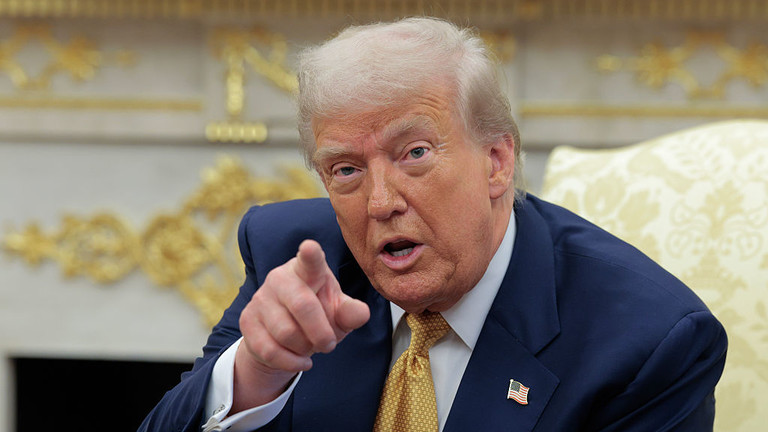 Trump yongeye kuburira Iran yigambye kuzakomeza umugambi wo gukora intwaro za nucléaire