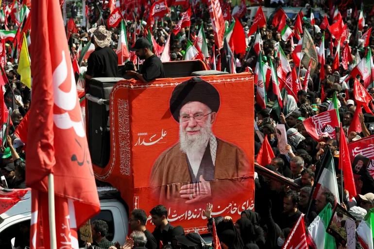Umuyobozi w'ikirenga wa Iran yabujijwe kwitabira umuhango wo gushyingura Se