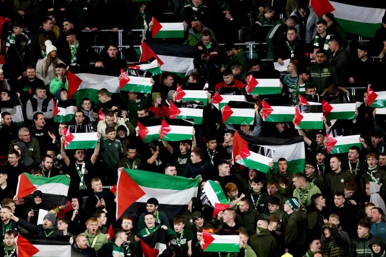 Celtic FC yahanwe izira abafana bayo bashyigikiye Palestine