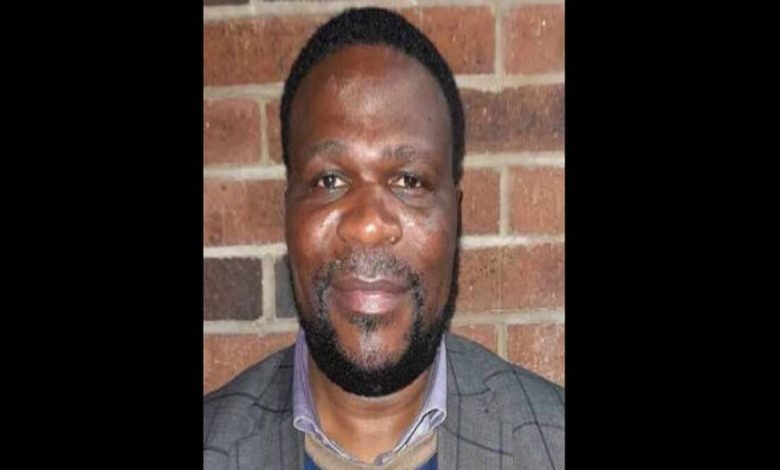 Pasiteri akurikiranyweho gutekera umutwe abayoboke be akacuza utwabo