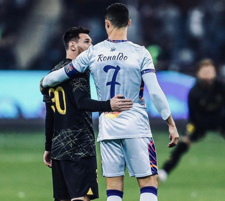 Cristiano Ronaldo na Messi bongeye guhanganira mu kibuga mu mukino wa gicuti