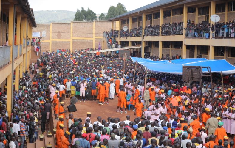 U Rwanda n'urwa 5 ku isi mu bihugu bifite abantu benshi bafunzwe mu baturage 100 000