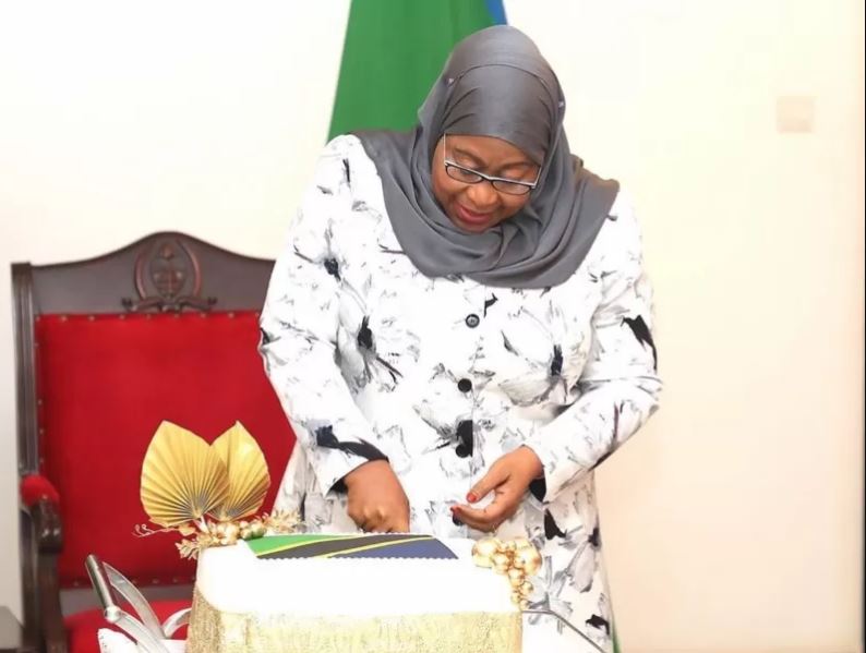 Perezida Suluhu wagize isabukuru yavuze byinshi ku buzima bwe birimo n'umuziki akunda