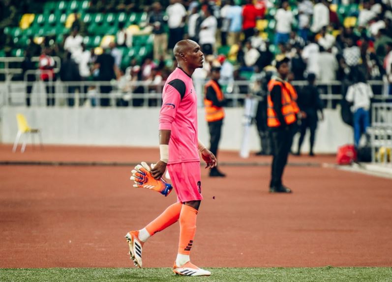 Taleb utoza APR FC yemeje ko Ernan Siluane uherutse gutsindwa ibitego 5 ari we munyezamu wa mbere kuri we
