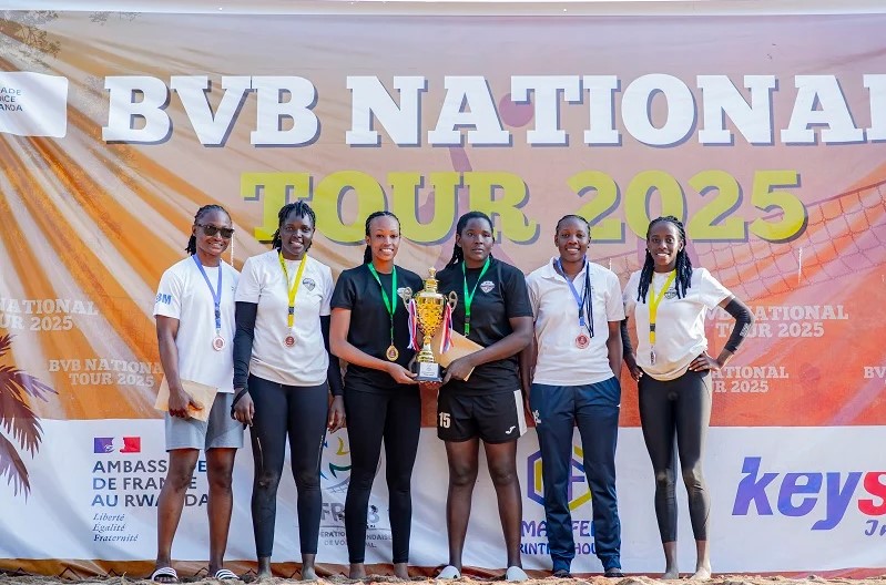 Beach Volleyball: Ikipe ya Munezero n'iya Paul Akan yongeye kwegukana ibikombe