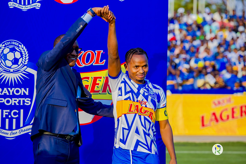 Muhire Kevin yahishuye icyo Rayon Sports yabuze ngo itsinde Azam Fc ku munsi w'igikundiro