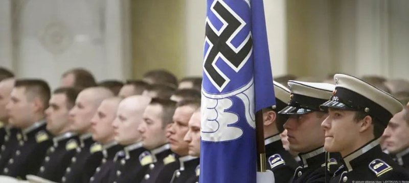 Igisirikare cya Finlande kigiye guhagarika gukoresha ikirango cy'Aba-Nazi