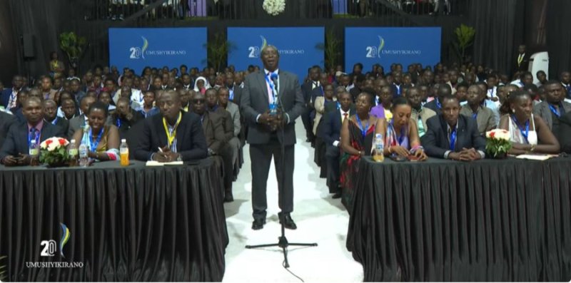 Ngoma: Niyotwagira wahereye ku nka imwe, ubu agemura litiro 100 ku munsi