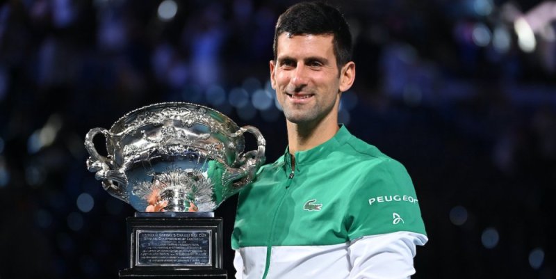 Novak Djokovic wa mbere ku isi muri Tennis yahuriye n'uruva gusenya muri Australia