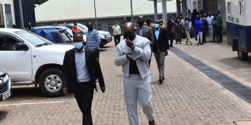 Urukiko rwemeje ko Umunyemari Mudenge warekuwe ariko agakomeza gufungwa nta tegeko ryishwe