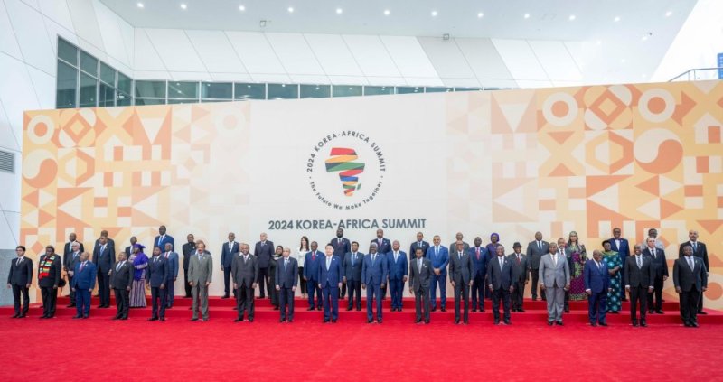 Perezida Kagame yahishuriye abanyafurika isomo bakwigira kuri Koreya y'Epfo