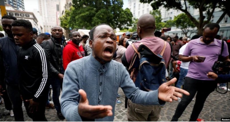 Impunzi muri Afrika y'Epfo Zirasaba Kwimurwa kubera ukuntu zihohoterwa