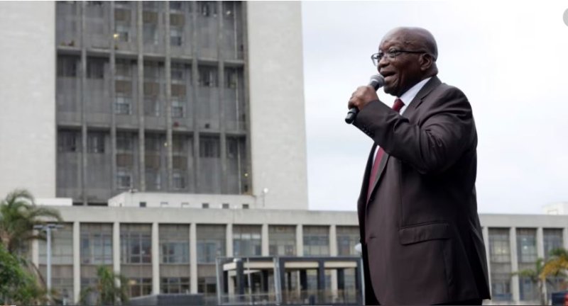 Zuma Yahuje Imbaga yotsa igitutu ubutegetsi n'Ubwo Hari Amakenga kuri Kandidatire ye