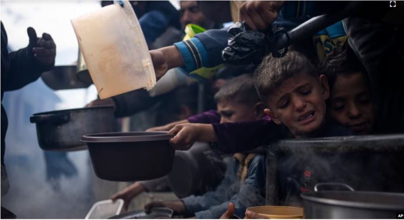 Amahirwe yo Kugeza inkunga ku Banya Gaza akomeje kuyoyoka