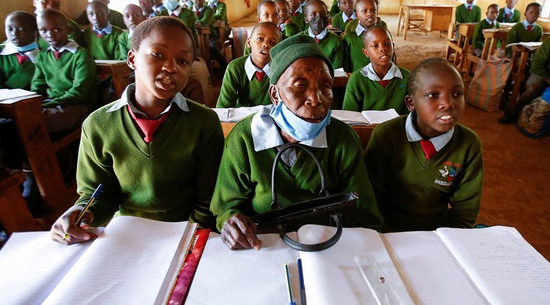 Umukecuru w'imyaka 98 yatangiye amashuri abanza, arifuza kuba umuganga