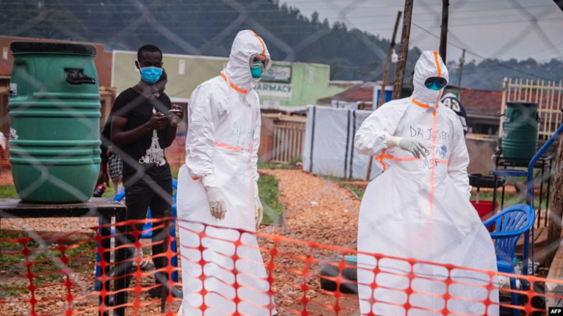 Uganda yafatiye icyemezo gikomeye amashuri kubera Ebola
