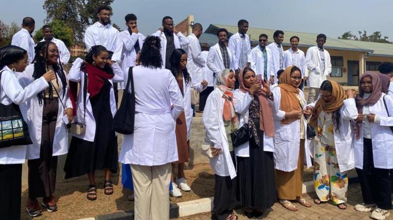 Abandi banyeshuri bo muri Sudan baje gukomereza amasomo ya kaminuza mu Rwanda 