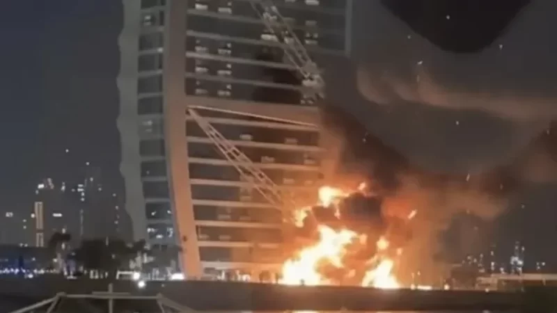 Ikibuga cy'indege cya Dubai na hoteli ya Burj Al Arab byangijwe na missile za Iran