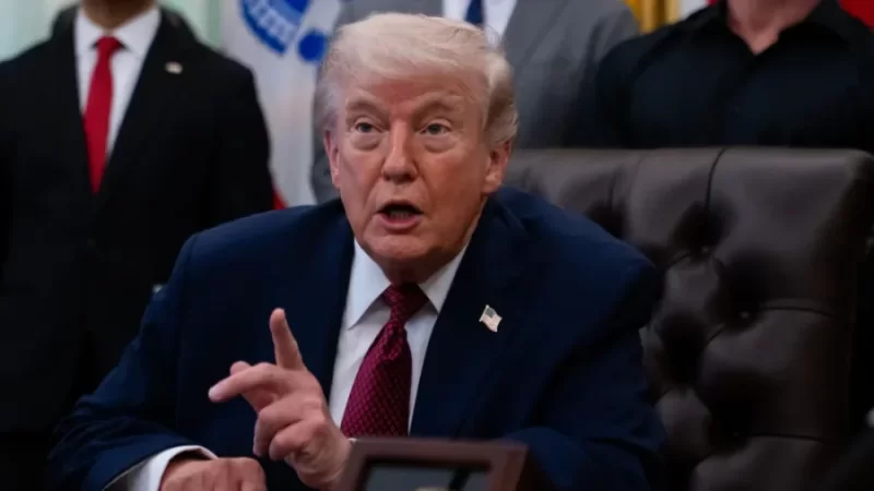 Trump yahigiye kwivuna Iran nitemera ibiganiro, imusubiza ko idashobora kwemera igitutu