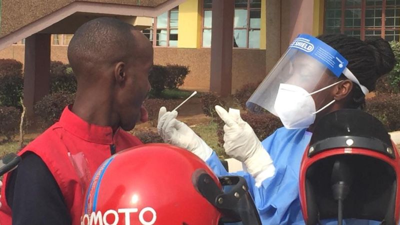 RBC igiye gutangira gusuzuma COVID-19 abantu binjira mu mujyi wa Kigali