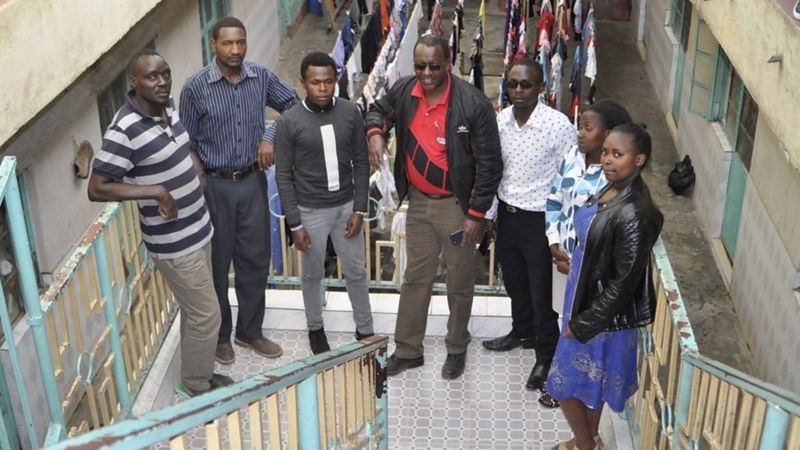 Umugabo yakuriyeho amafaranga y'ubukode abapangayi be 15 kubera COVID-19