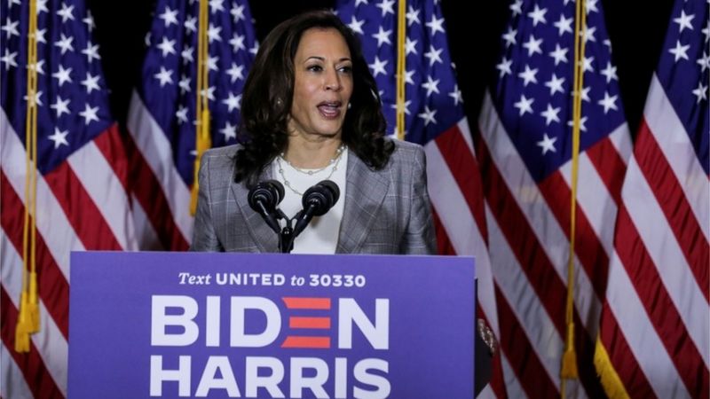 Perezida Trump yatangiye kwibasira Kamala Harris uri kwiyamamazanya na Joe Biden