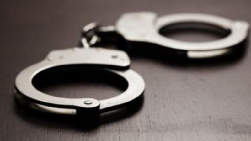 Rubavu: Polisi yataye muri yombi umusore ahetse ibiro 13 by'urumogi yaruvanze n'ibitunguru
